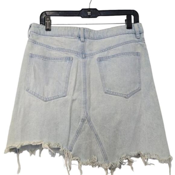 Free People We The Free Mini Skirt Size 29 STYLE GOING ROUGE light Denim - Picture 3 of 8